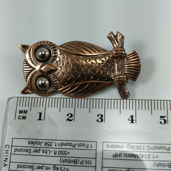 ๐จ๐ฆ Late 1950s Copper & Silver Owl Brooch - Picture 3 of 4
